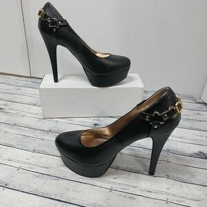 Charlotte Russe Black SZ 10 Platform Stiletto Heels